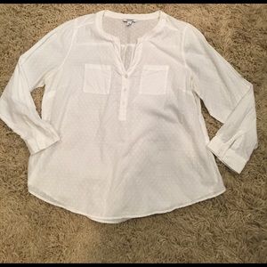 Plus size white blouse (great with jeans)