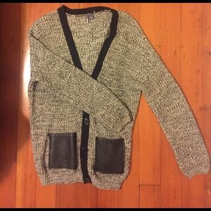 CCO sale! ⚡️ Urban Outfitters cozy cardigan