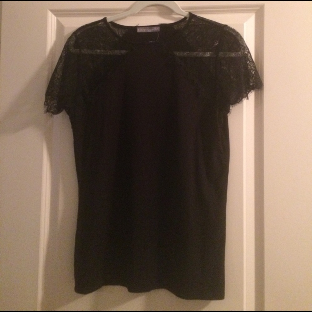 Loveappella black lace sleeve top