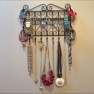 Jewelry hanger. (Jewelry not included)