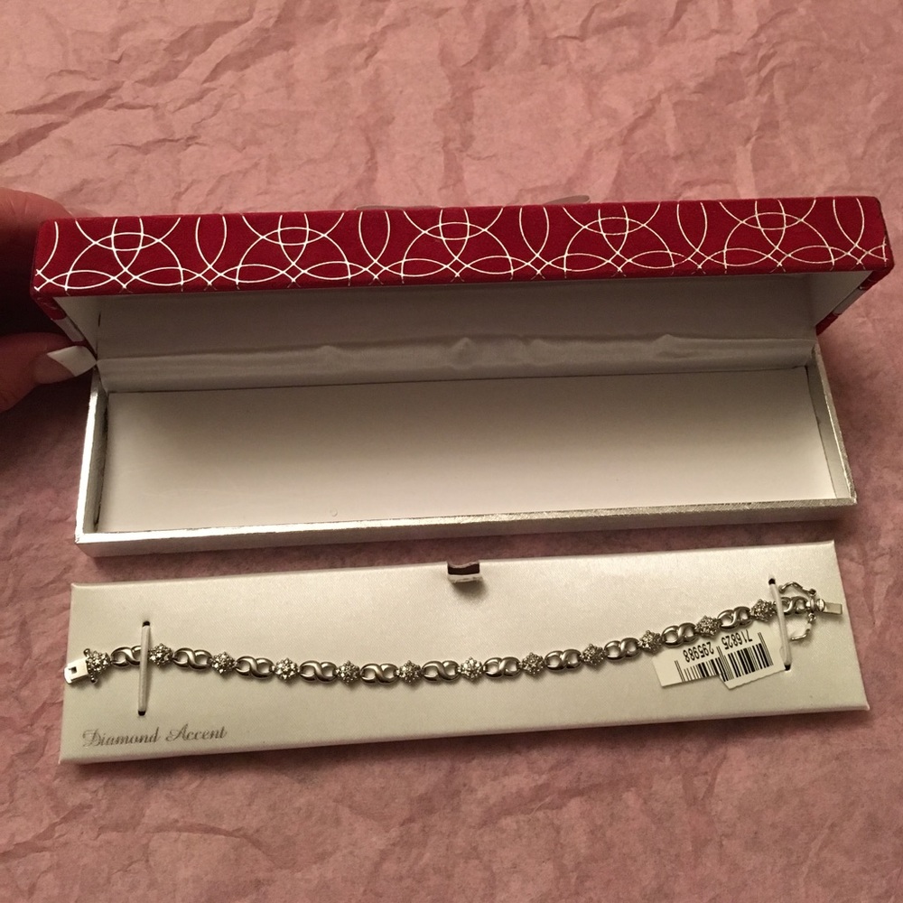 NWT bracelet