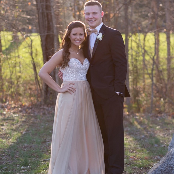 Prom dress - Picture 2 of 2