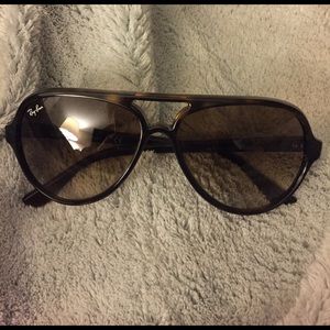 ray ban aviator sunglasses