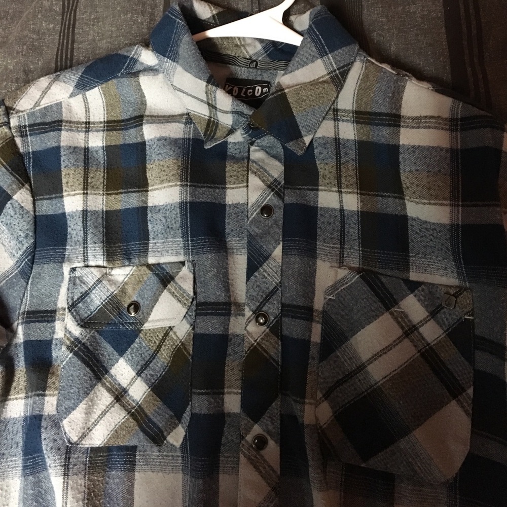 Volcom Flannel - Picture 3 of 4