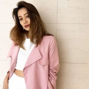 Meet your Posher, Arena