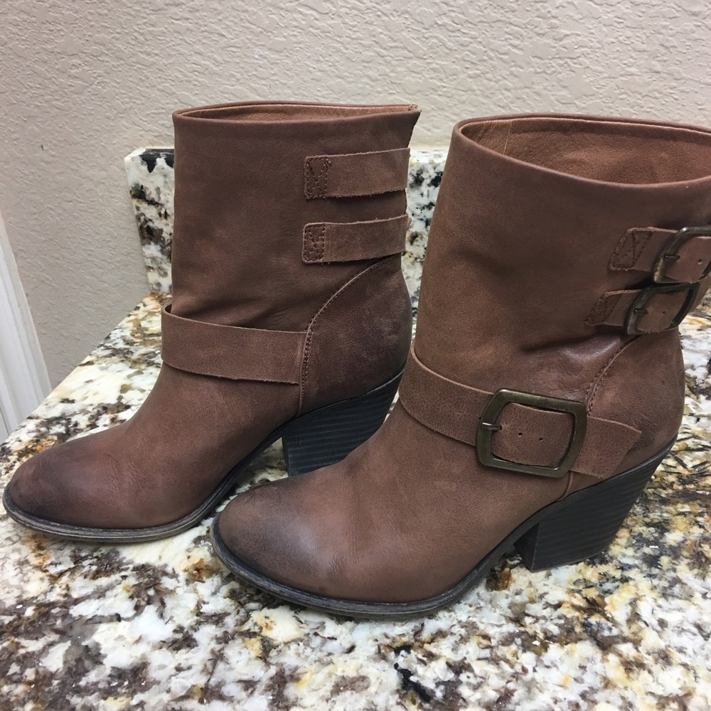 Lucky brand ankle boots