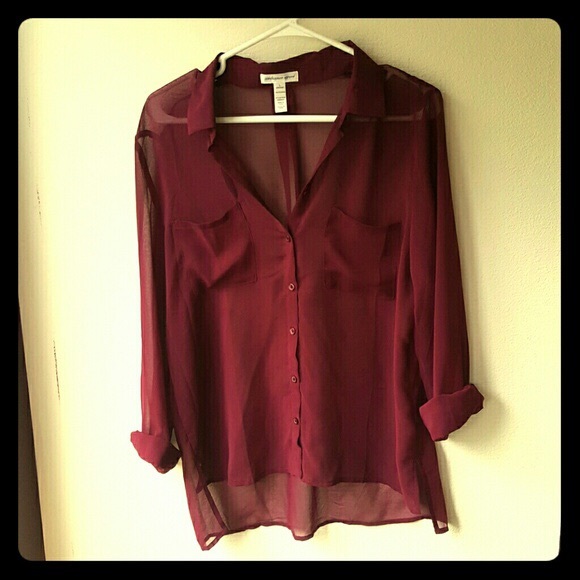 Maroon button down blouse! Size: S - Picture 1 of 3