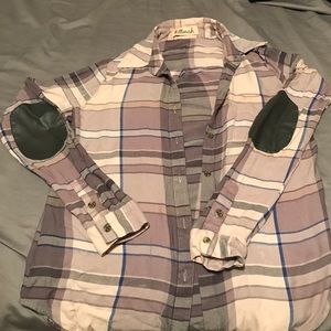 Jessie James Decker kittenish flannel
