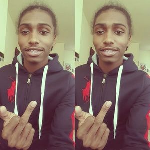 Meet your Posher, Tay