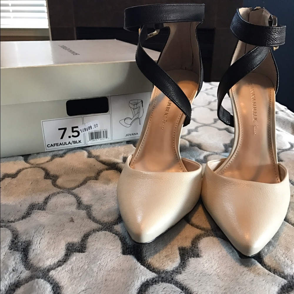 NWT Banana Republic Heels