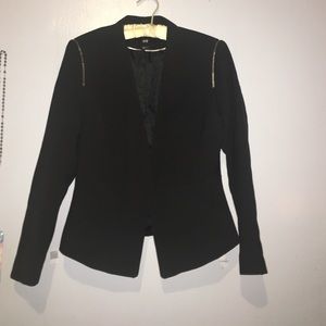HM Black Blazer