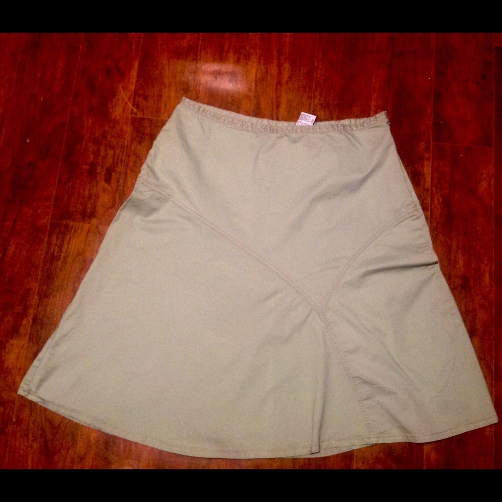 A line Mint skirt size 18W