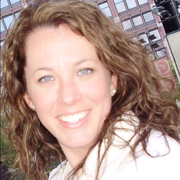 Meet your Posher, Nikki - Picture 1 of 1