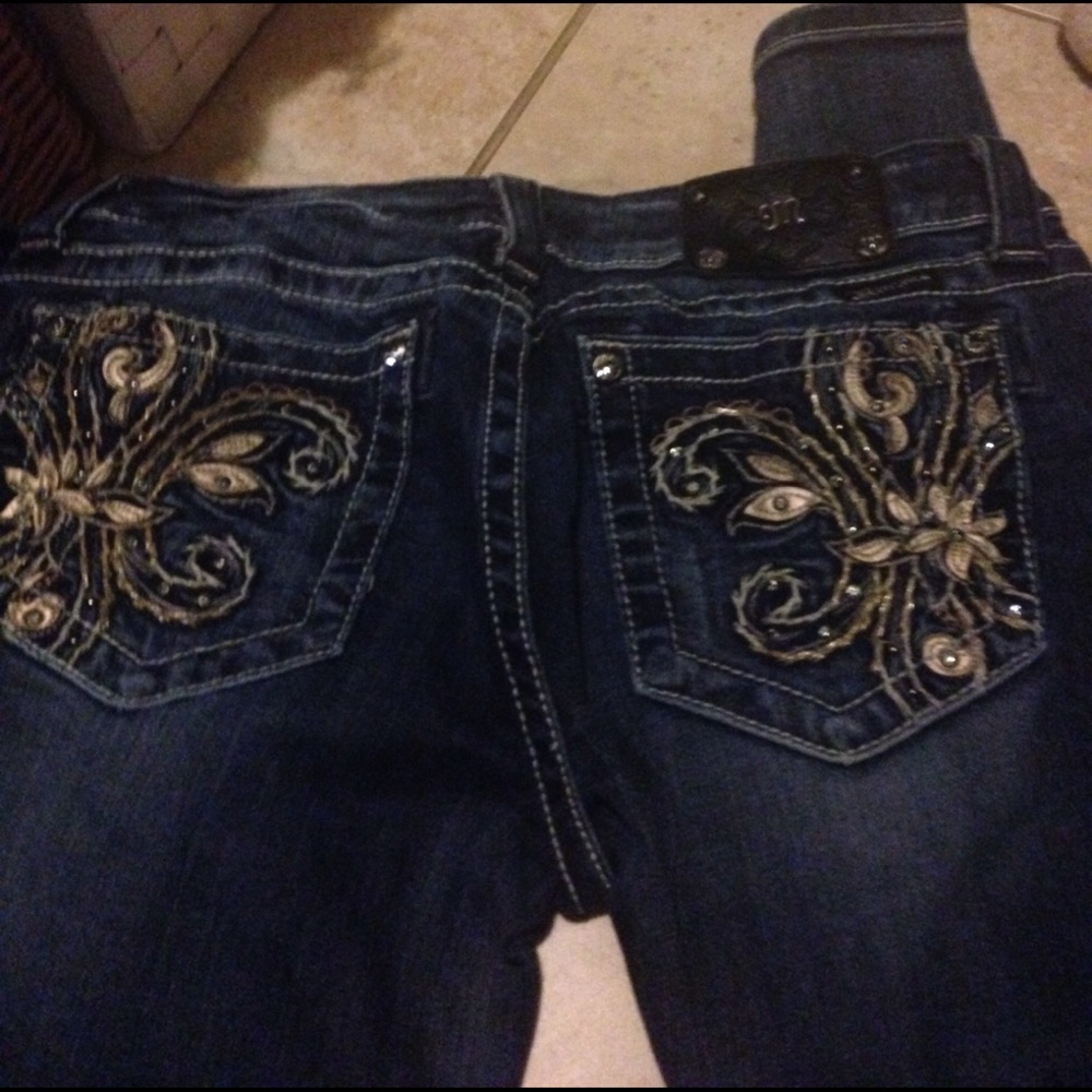 Miss me size 31 boot cut jeans barely worn