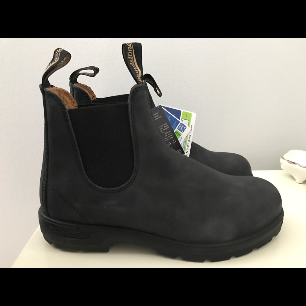 Blundstone worn black boots. Brand New.