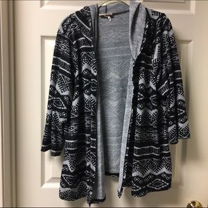 Lightweight 3/4 sleeve hoodie cardigan