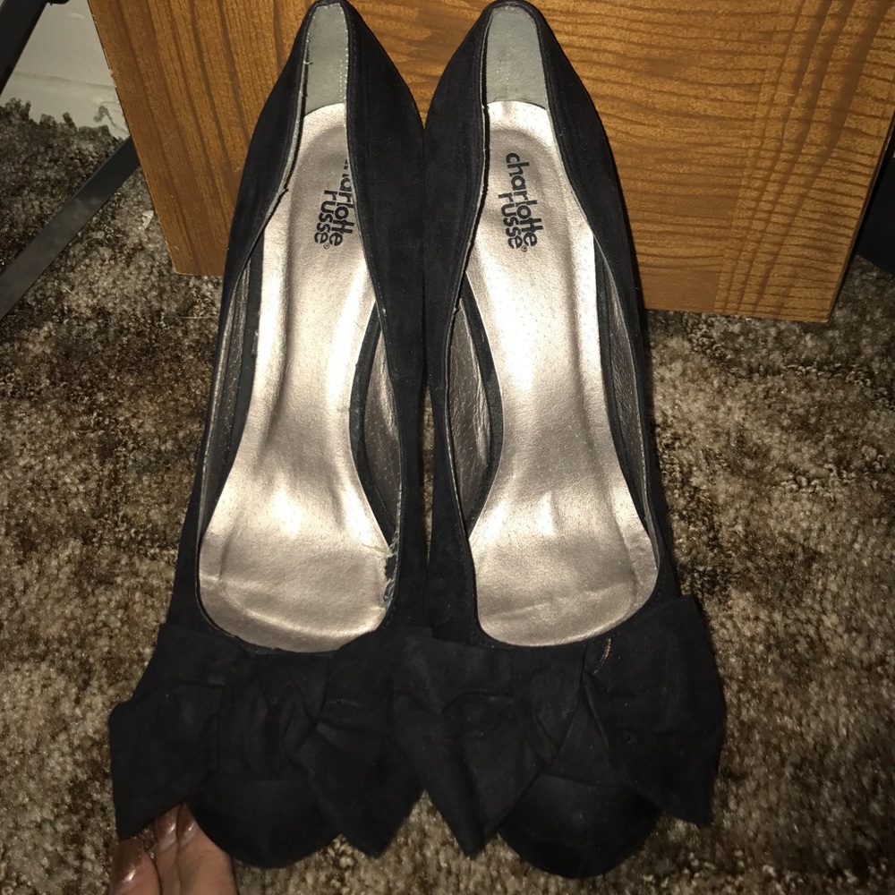 Black bow tie heels