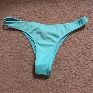 Victoria's Secret Itsy Bottom
