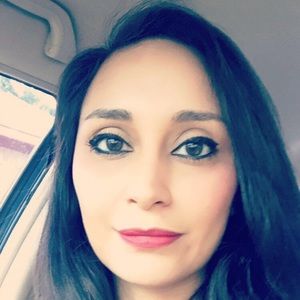 Meet your Posher, Christina