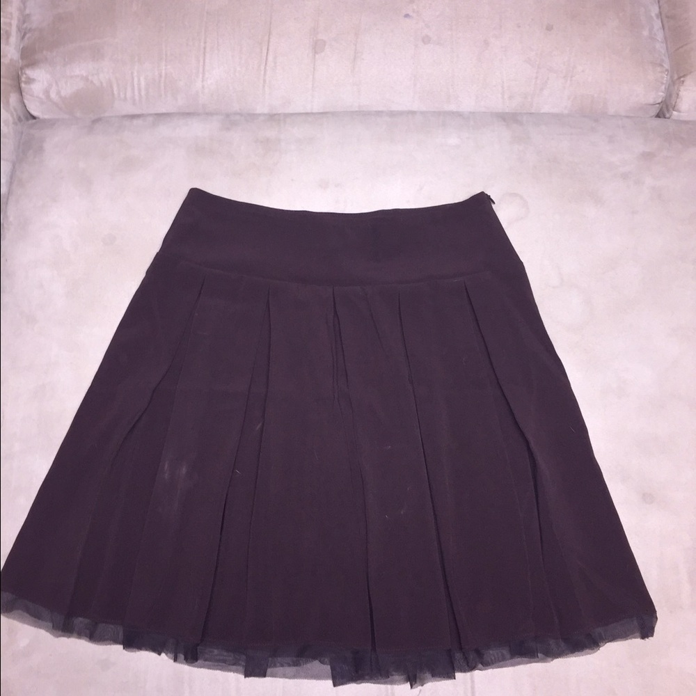 Brown pleated skirt