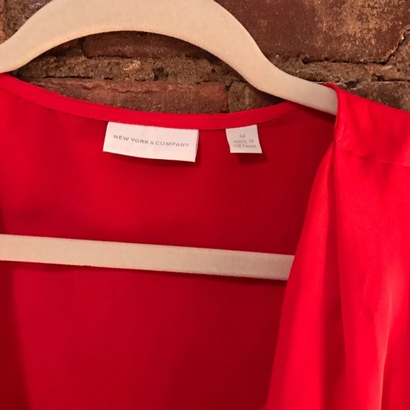 Office to happy hour red sleeveless blouse! - Picture 3 of 3