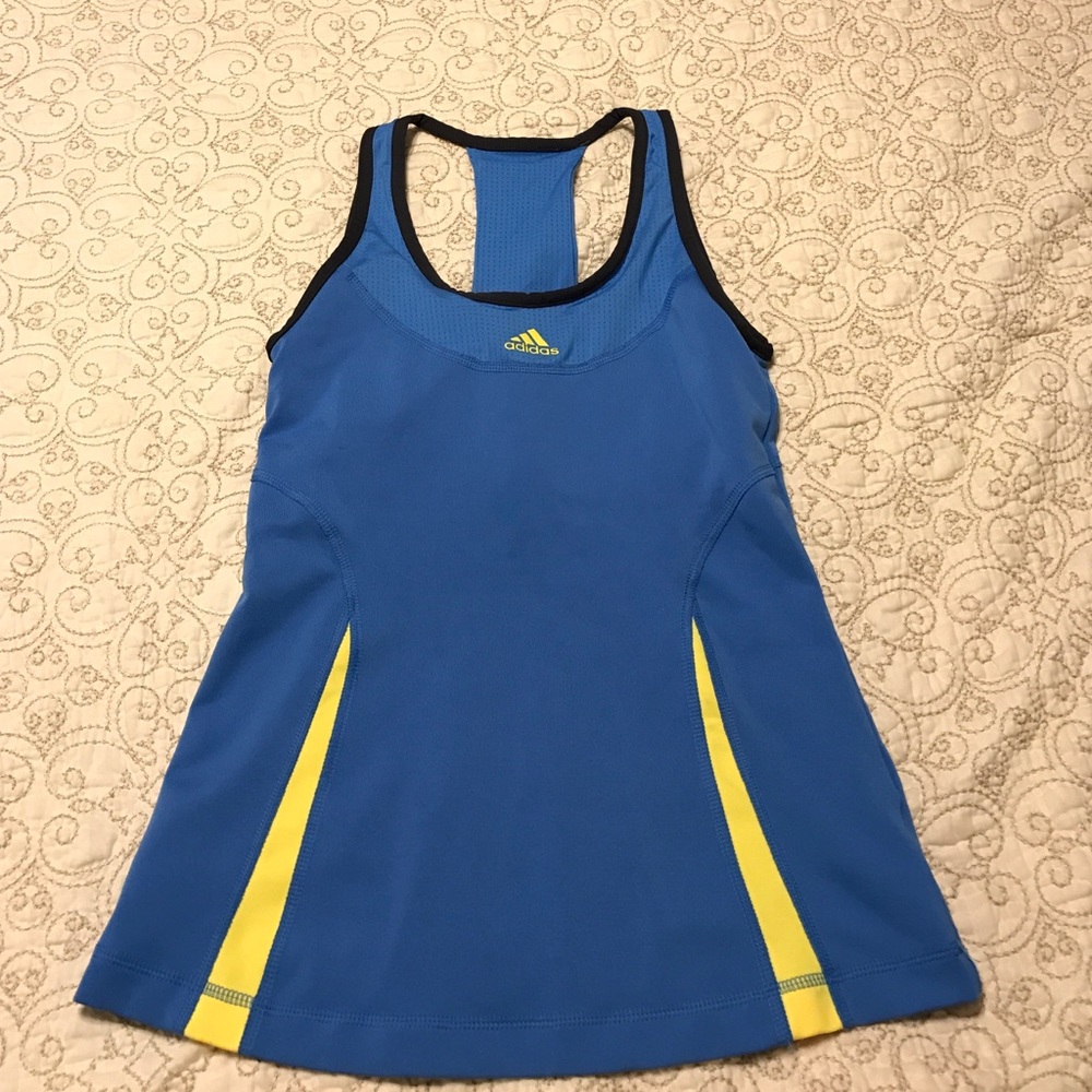 Adidas tank with built in bra size small
