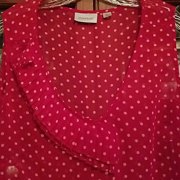 AVENUE Polka-Dot Tank w Ruffled V-Neck SIZE 18/20 - Picture 2 of 3