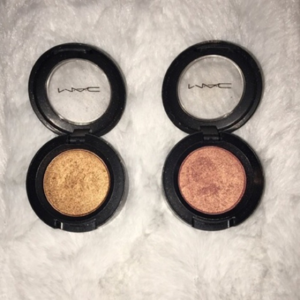 Mac eyeshadow