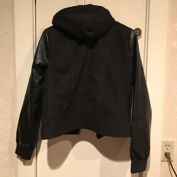 Bomber - Picture 2 of 2