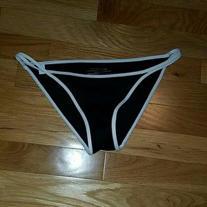 Bikini bottom