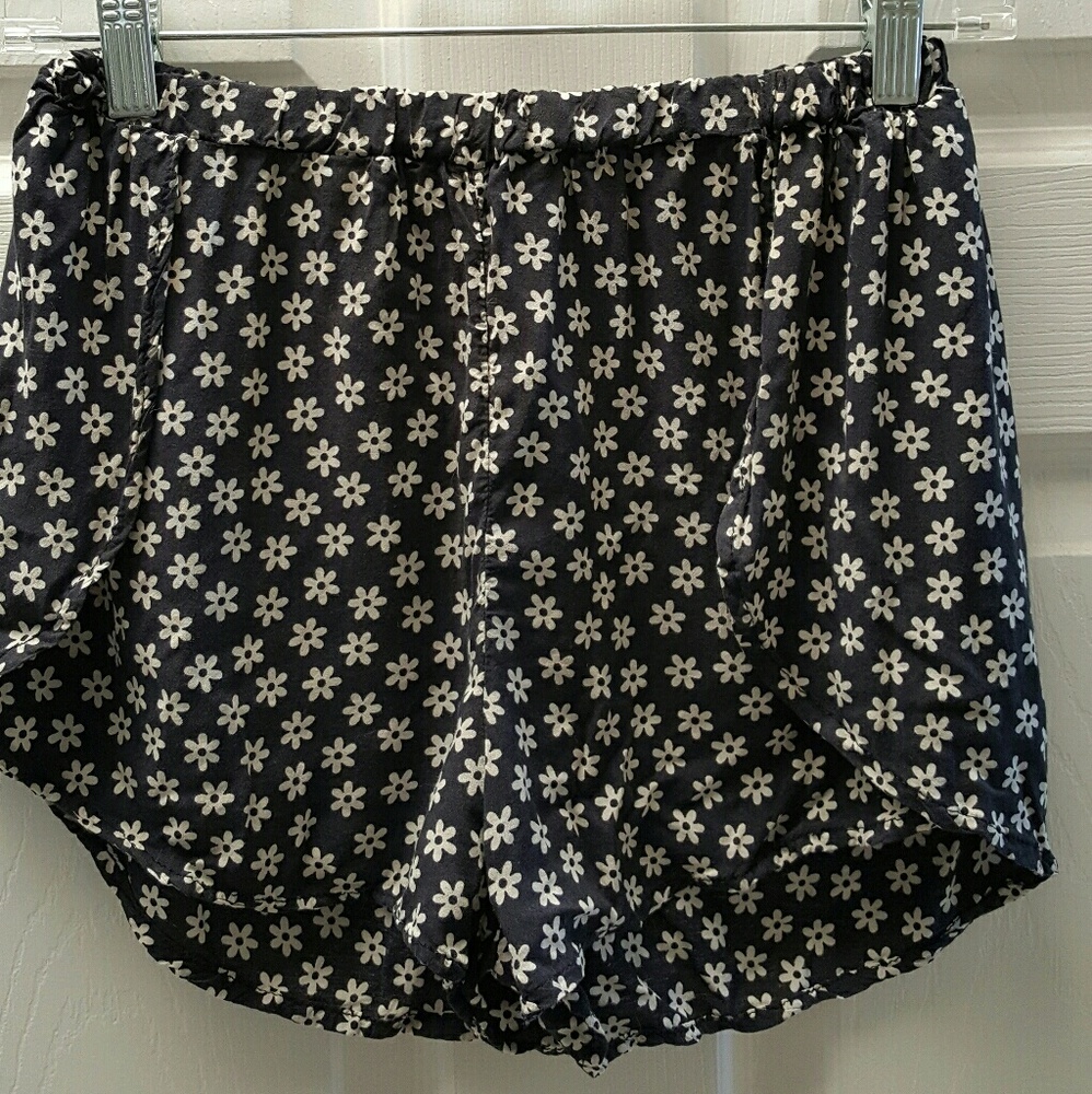 Brandy Melville shorts