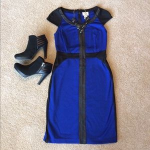 💙Absolutely gorgeous💙 ladies dress!!