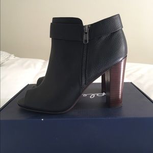 Splendid peep toe bootie JoJo 7.5