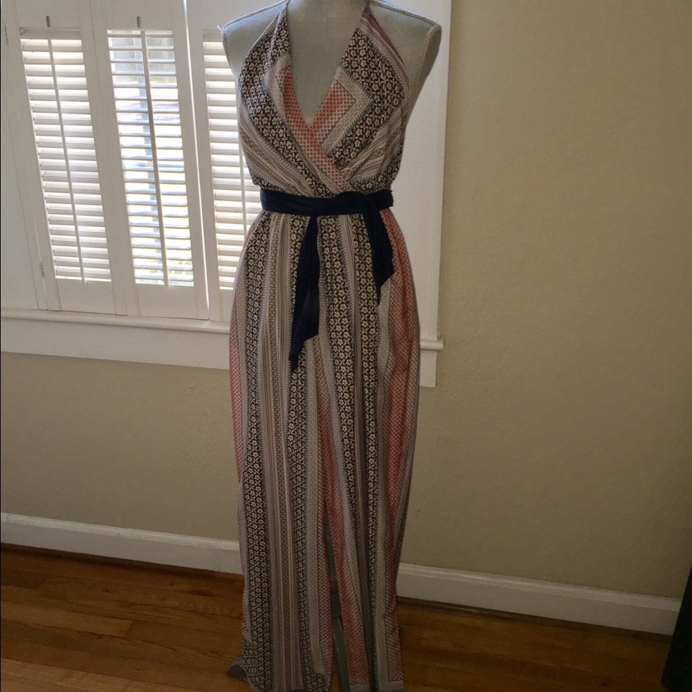 Multi color pant suit