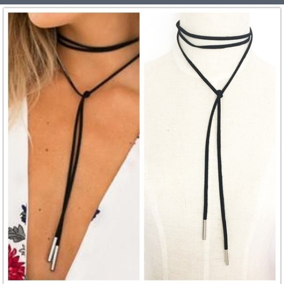 Wrap around choker ❤️ FREE WITH 3+ BUNDLE!!! - Picture 1 of 5