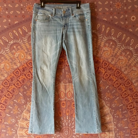 American Eagle Kick Boot jeans! Size 6 reg - Picture 2 of 5