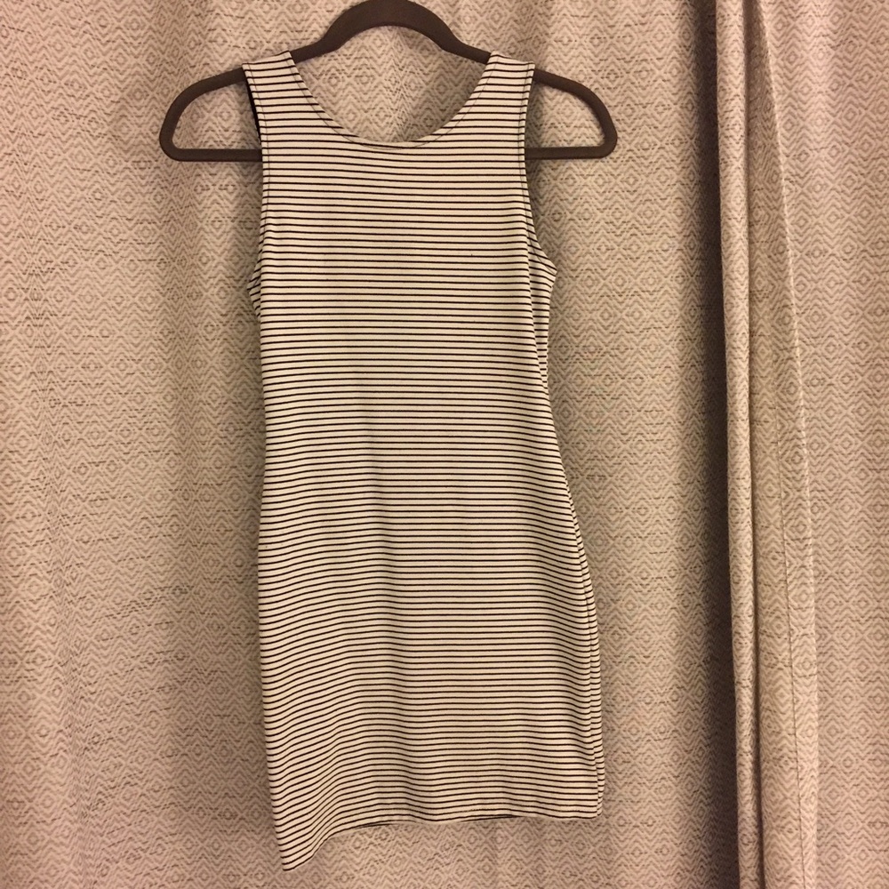 Striped fitted dress