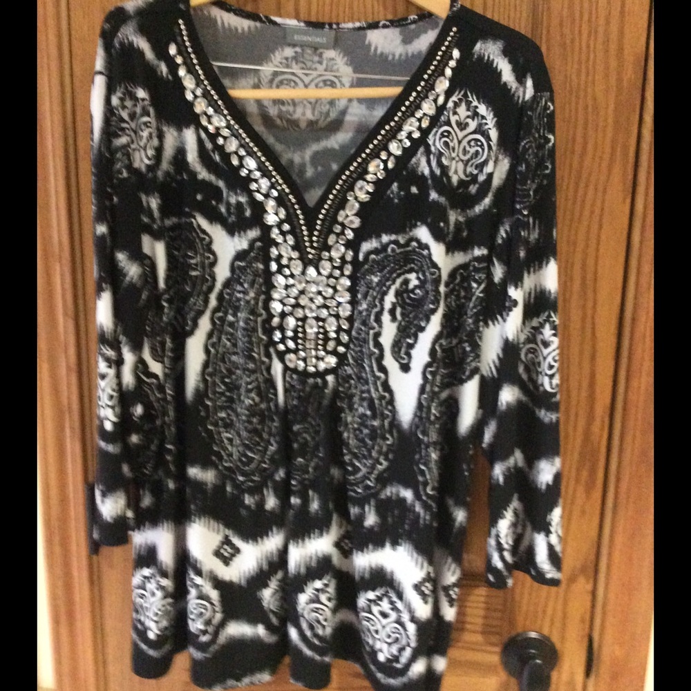 Stunning Embelished Women's Tunic