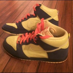 Men's Nike Multicolored Shoes 10.5