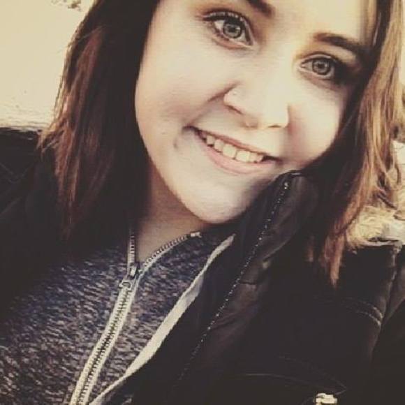 Meet your Posher, Tonya - Picture 1 of 1