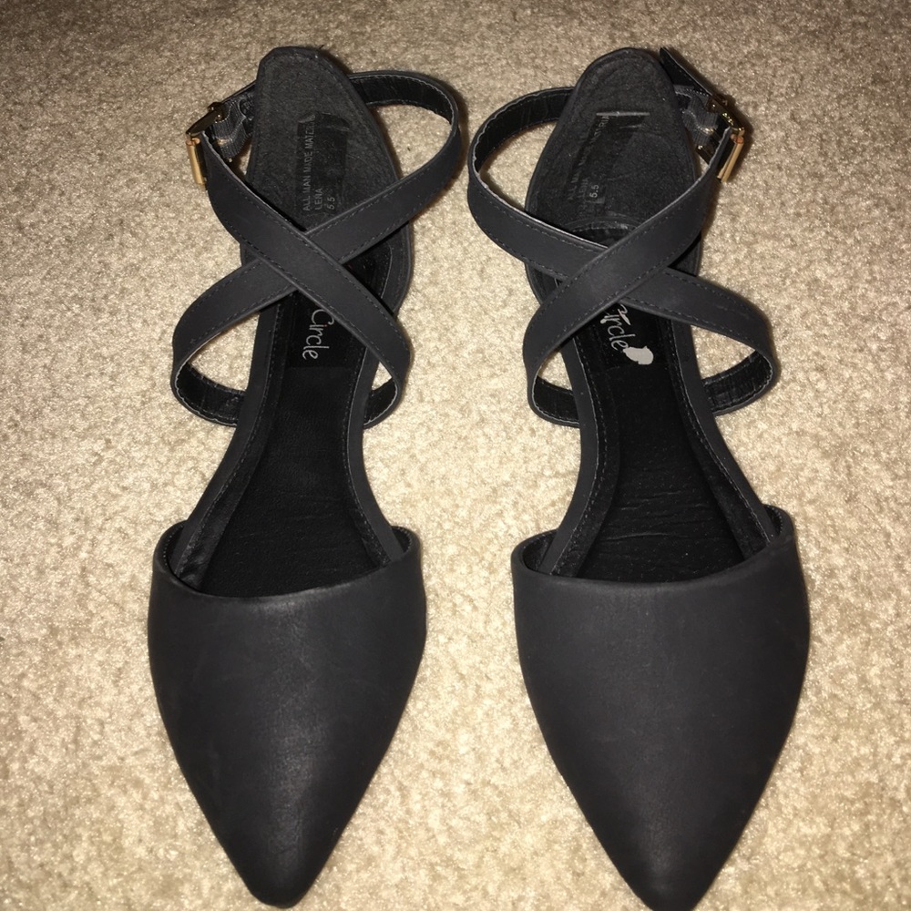 Black Red Circle flats