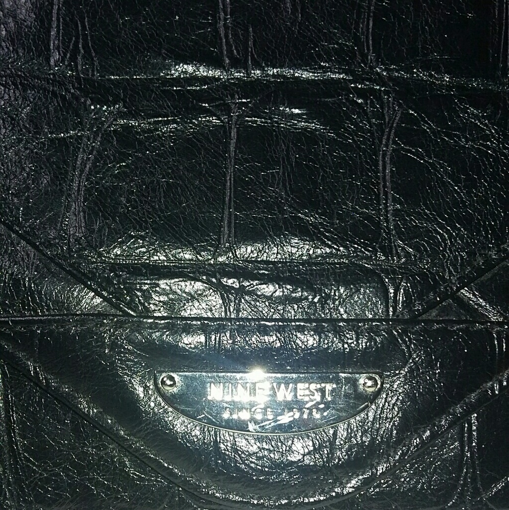 NINE WEST Envelope Clutch - Picture 3 of 4
