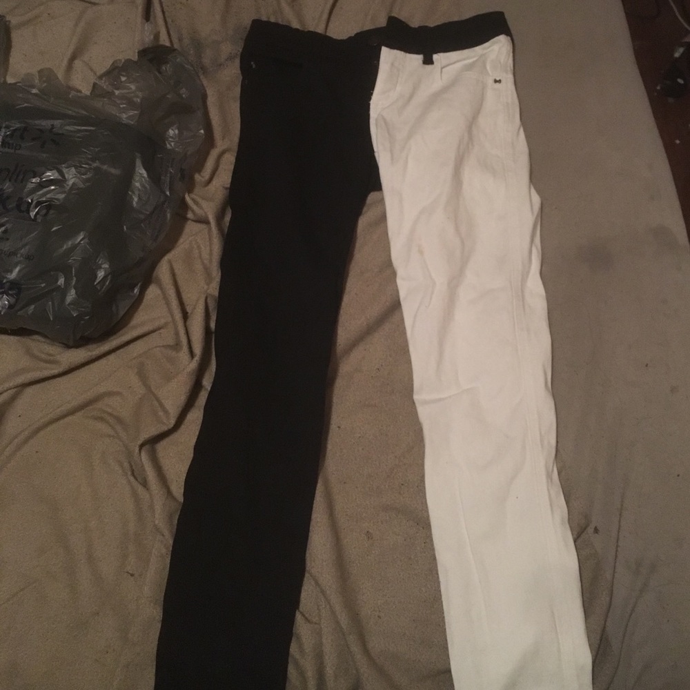 Skinny jeans.