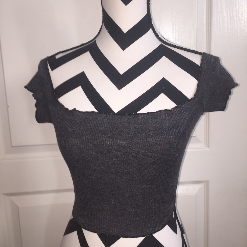 off-shoulder scalloped crop top