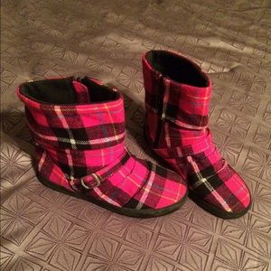 Adorable girls Mossimo boots, size 1
