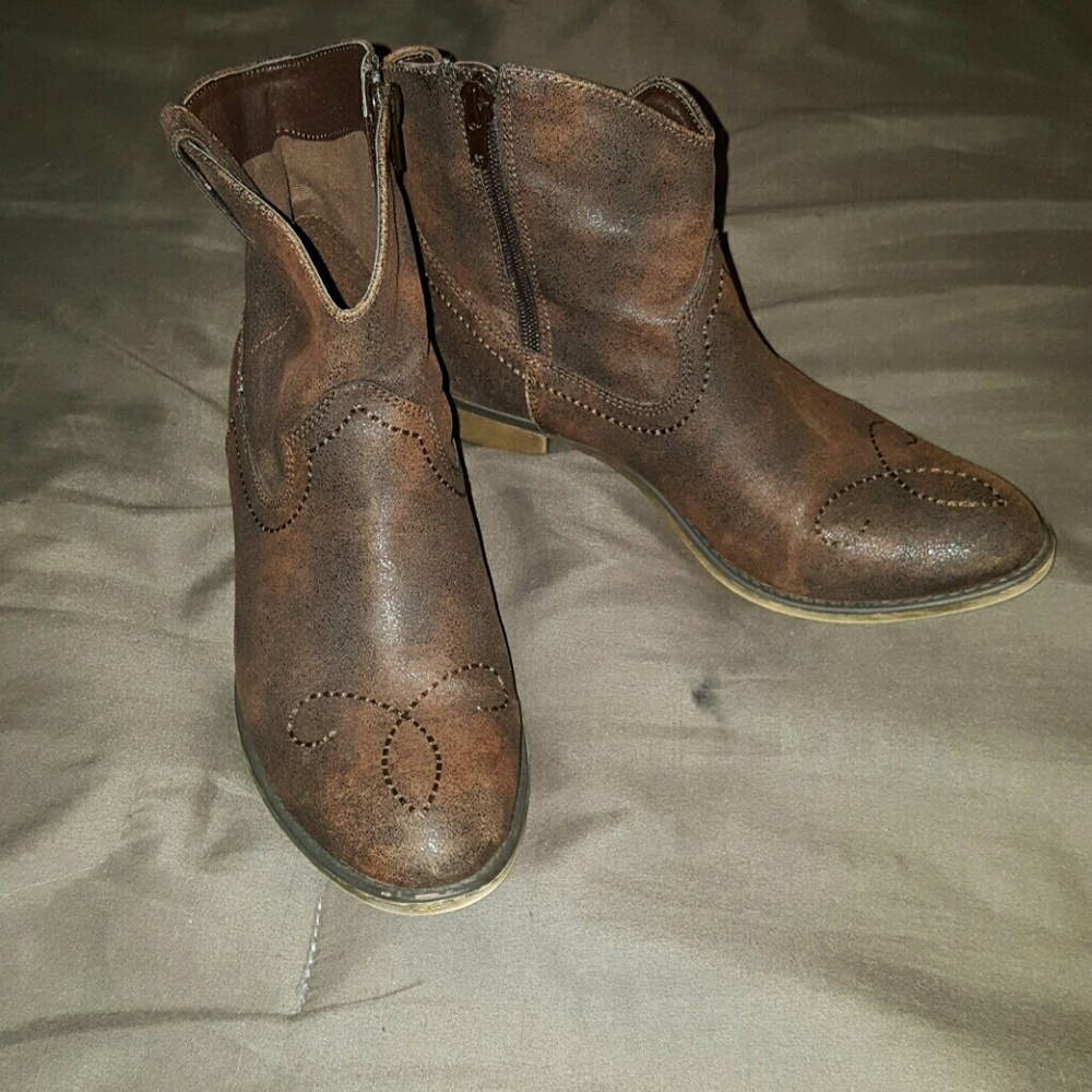 Cowgirl booties