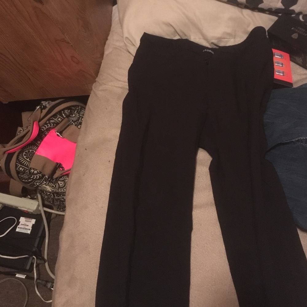 Black double clip pants