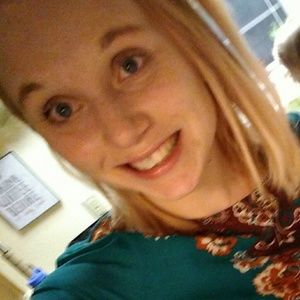 Meet your Posher, Victoria