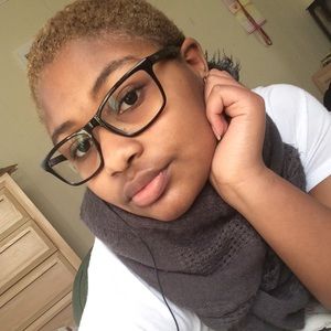 Meet your Posher, Kristen