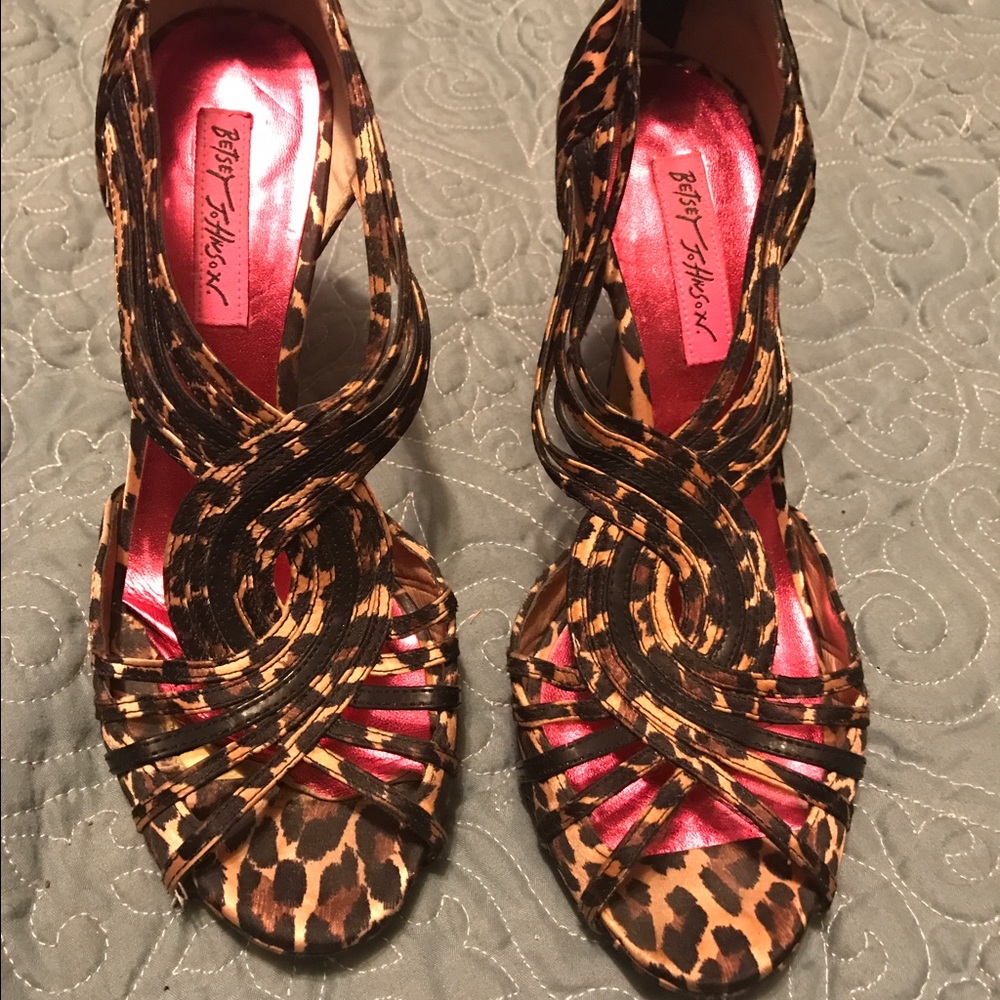 Leopard Betsy Johnson heels